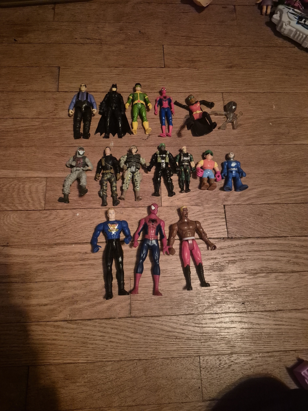 Assorted Kids Action Figures - Multicolor Pack